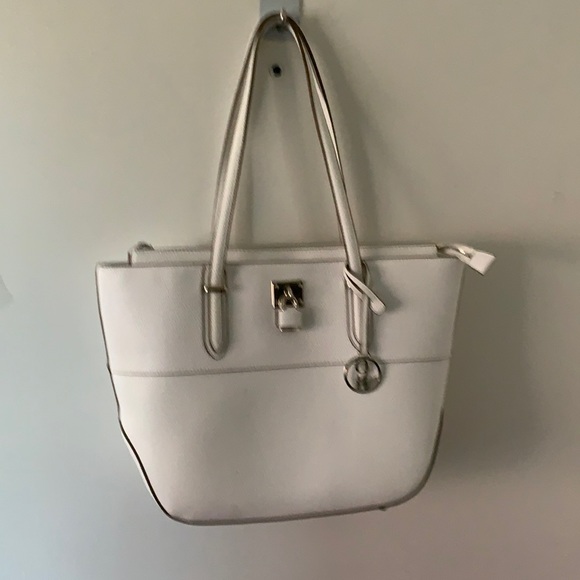 Nine West handbag - Picture 2 of 4